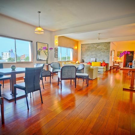 Monsoon Suites Kirillapone Dış mekan fotoğraf